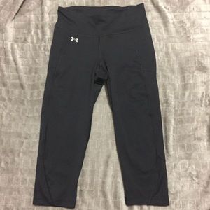 under armour cropped leggings